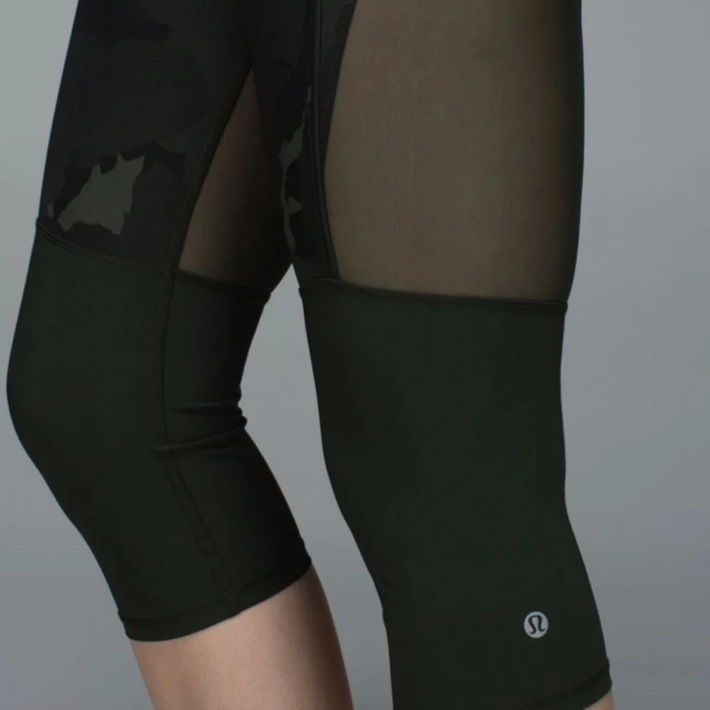 lululemon Training Tough Crop Palm Party Gator camo legging, 8